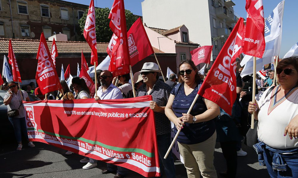 Assistentes operacionais e assistentes técnicos da Saúde em greve a 19 de Maio