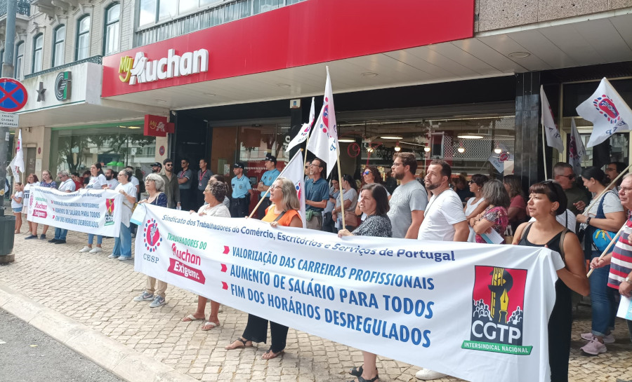 CGTP IN leva solidariedade à luta dos trabalhadores da My Auchan