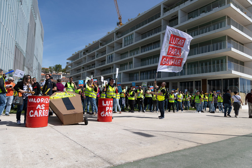 EDP negoceia a passo lento